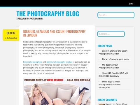 the photography blogger